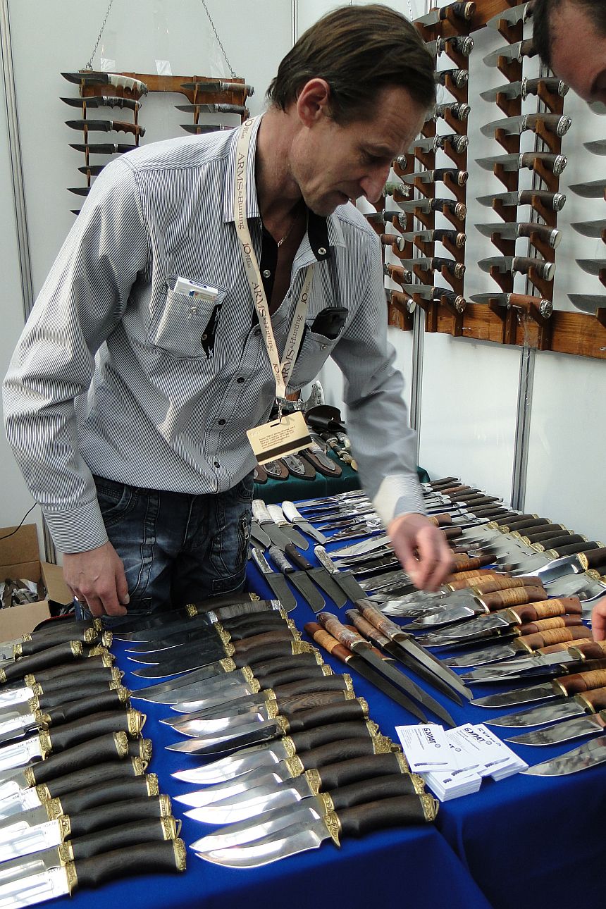 Московская международная выставка ARMS & Hunting 2013 - фотоотчет магазина Русские Ножи