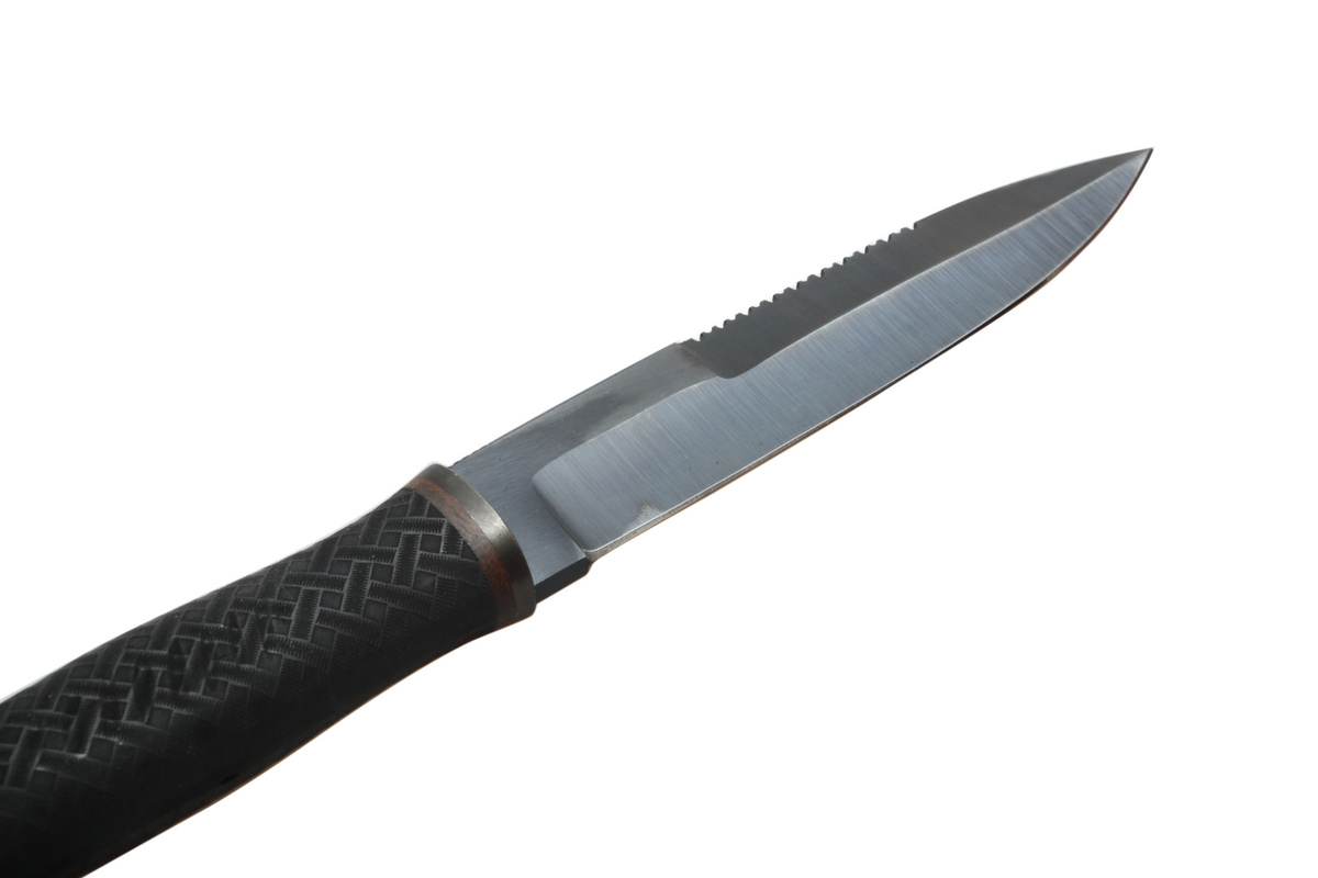 - Нож Пограничник (сталь рессорная 65Г), рукоять резина