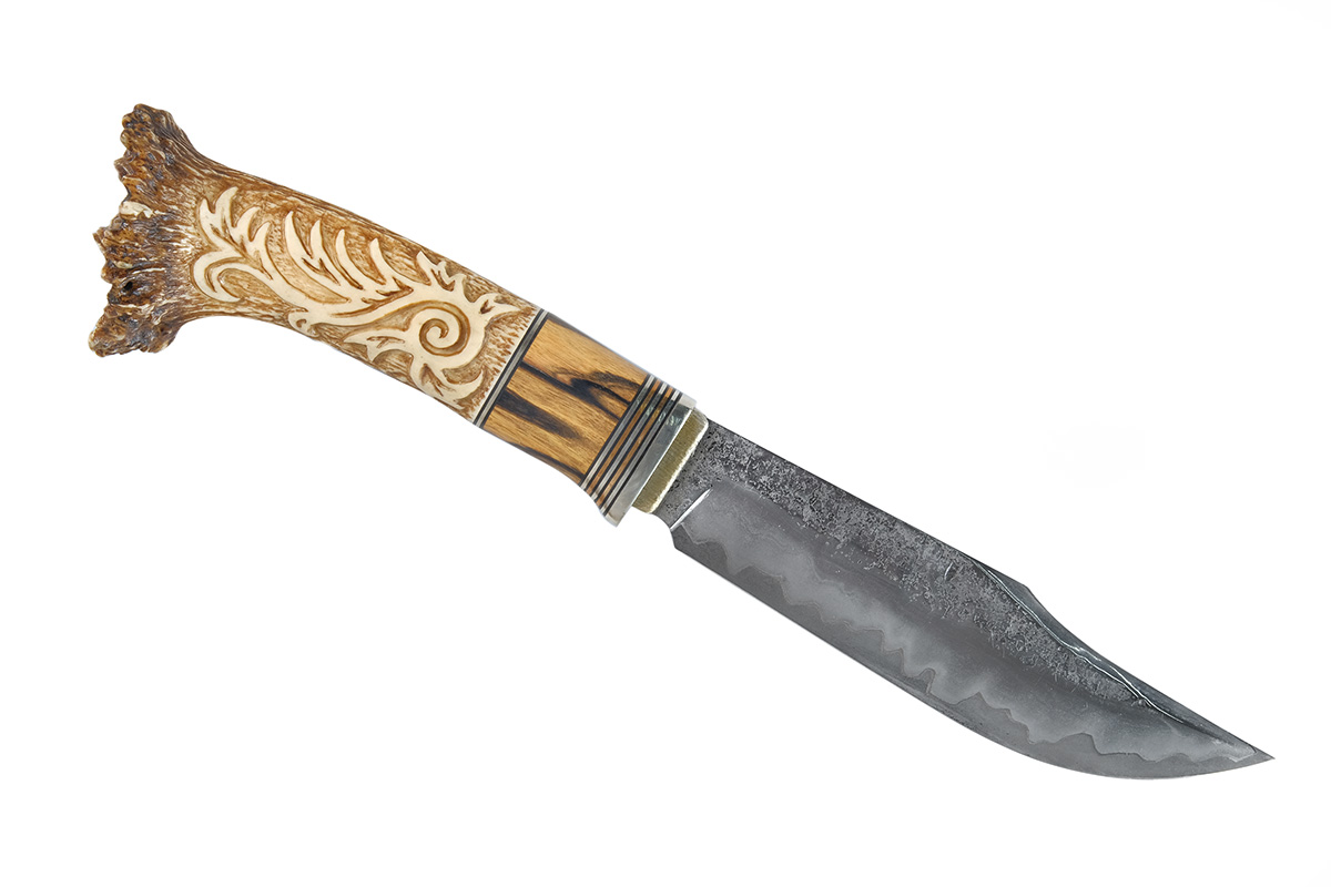Нож "Лесной хозяин" (нержавеющий ламинат, центр D2), мастер В. Пашолок