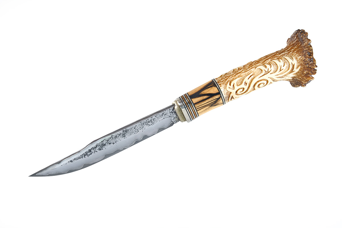 Нож "Лесной хозяин" (нержавеющий ламинат, центр D2), мастер В. Пашолок