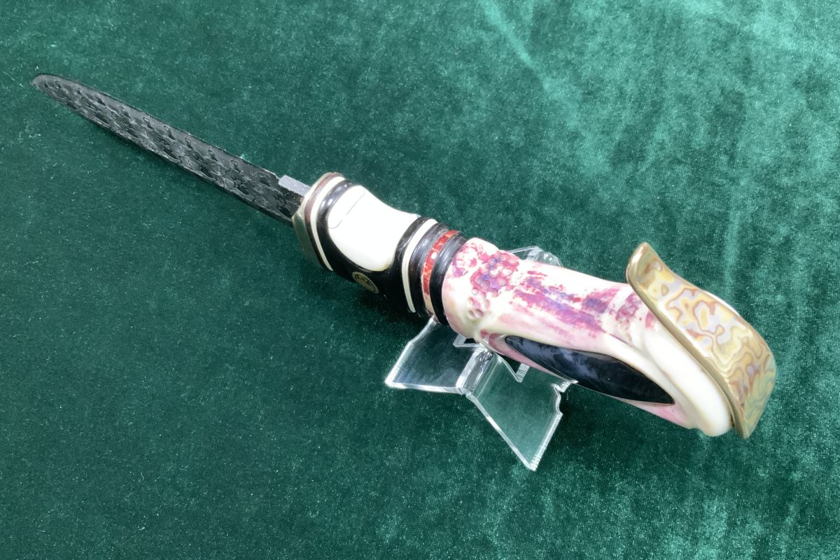  "",  ..,   , ,  , . , ,  ,  